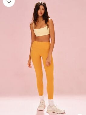 SET Active Yellow Sports Bra & Orange Leggings - NWT!!!!!